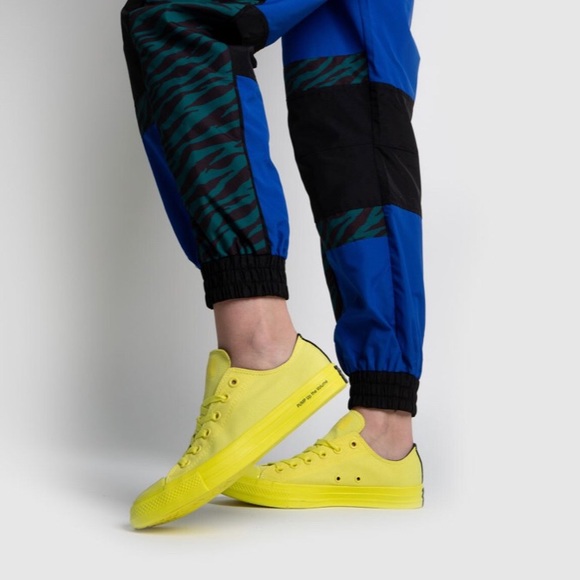 converse opi yellow